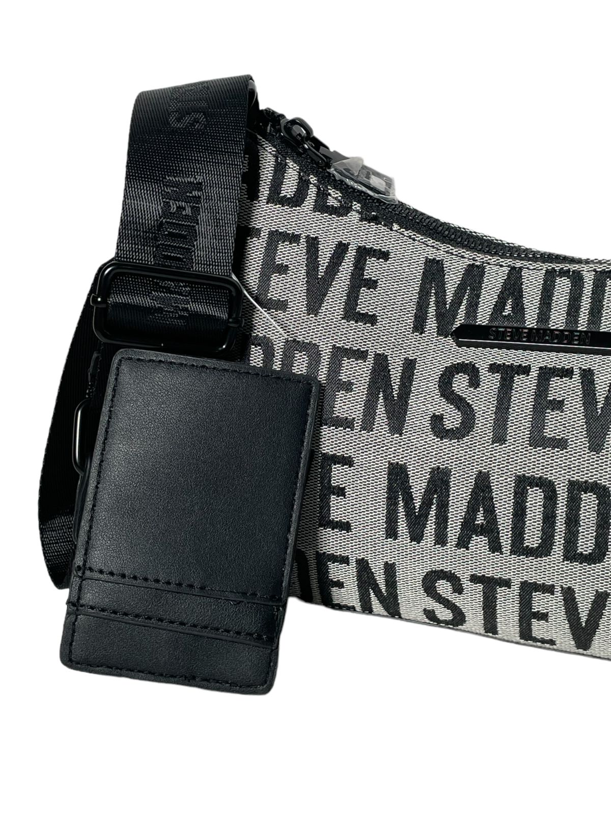 BOLSA STEVE MADDEN NEGRA Y ROSA CON TARJETERO